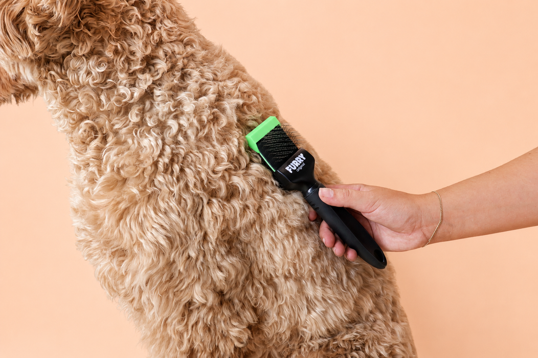 Furry Original Slicker Borstel groen