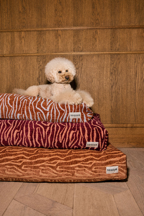 Dogguo hondenkussen Ethnic Bordeaux/Peach