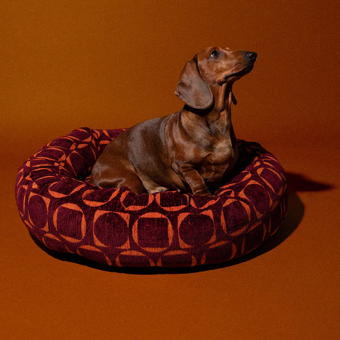 Dogguo donut hondenmand retro print bordeaux oranje